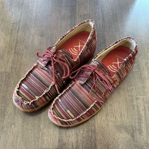 TWISTED X Women Driving Мос Red Multi Boat Shoe WDM0103 Size 8